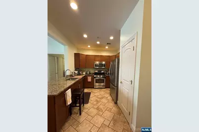 1203 Windsor Park Court 203 #203, Englewood, NJ 07631 - Photo 5