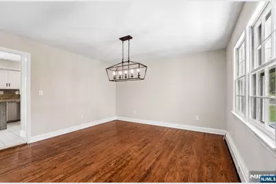 17 Colonial Drive, Allendale, NJ 07401 - Photo 7