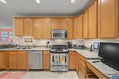 4421 Warrens Way Deeded Garage #DEEDED GARAGE, Wanaque, NJ 07465 - Photo 11