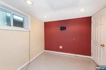 161 Walnut Avenue, Bogota, NJ 07603 - Photo 25