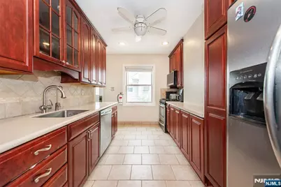 161 Walnut Avenue, Bogota, NJ 07603 - Photo 9
