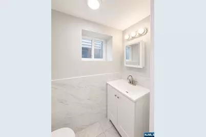 95 Claremont Avenue, Jersey City, NJ 07305 - Photo 11