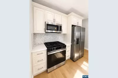 95 Claremont Avenue, Jersey City, NJ 07305 - Photo 5