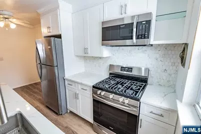127 Regency Park, Ramsey, NJ 07446 - Photo 11