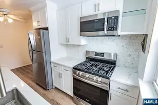 127 Regency Park, Ramsey, NJ 07446 - Photo 11
