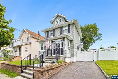 439 Lake Avenue, Lyndhurst Township, NJ 07071 - Photo 3