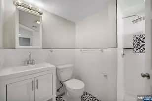 164 New York Ave, Dumont, NJ 07628 - Photo 11