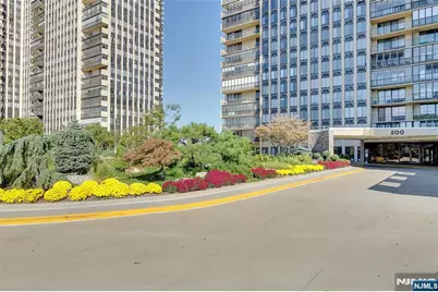 200 Winston Drive 2207 #2207, Cliffside Park, NJ 07010 - Photo 3