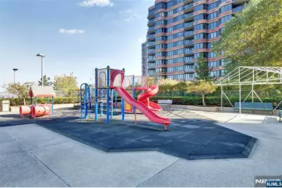 200 Winston Drive 2207 #2207, Cliffside Park, NJ 07010 - Photo 33