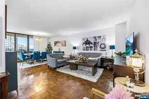 200 Winston Dr 2207, Cliffside Park, NJ 07010 - Photo 9