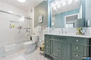 200 Winston Dr 2207, Cliffside Park, NJ 07010 - Photo 21