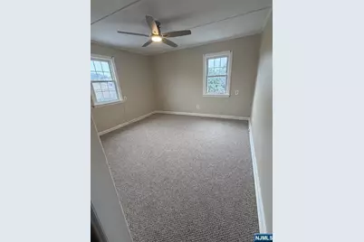 209 Boulevard, Hasbrouck Heights, NJ 07604 - Photo 3
