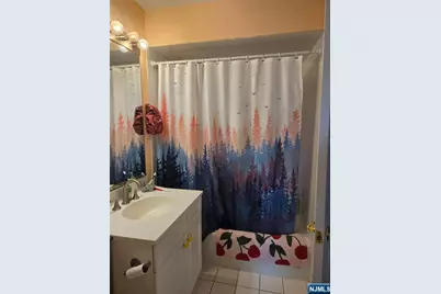 45 Royal 28 #28, Hawthorne, NJ 07506 - Photo 15