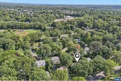 401 Hamilton Road, Ridgewood, NJ 07450 - Photo 21