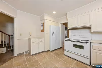 401 Hamilton Road, Ridgewood, NJ 07450 - Photo 7
