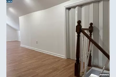 183 Hayward Place 2nd #2nd, Wallington, NJ 07057 - Photo 3