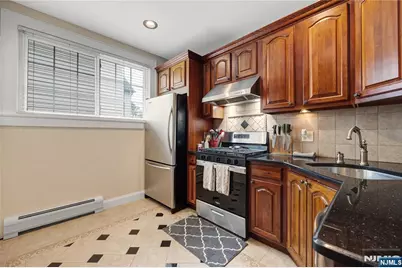 84 Vanderburgh Avenue, Rutherford, NJ 07070 - Photo 11