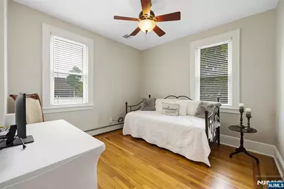 84 Vanderburgh Avenue, Rutherford, NJ 07070 - Photo 7