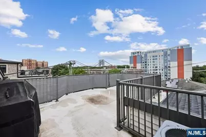 140 Cedar Street, Fort Lee, NJ 07024 - Photo 23