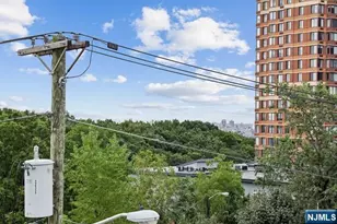 140 Cedar St, Fort Lee, NJ 07024 - Photo 27