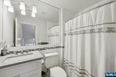 140 Cedar Street, Fort Lee, NJ 07024 - Photo 21