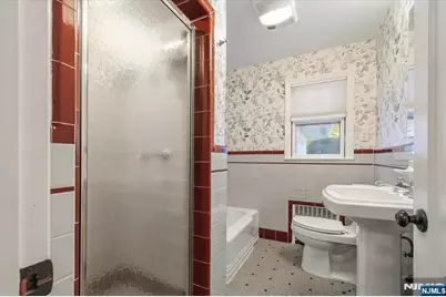 813 Ridgewood Avenue, Oradell, NJ 07649 - Photo 15