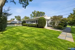 813 Ridgewood Ave, Oradell, NJ 07649 - Photo 31