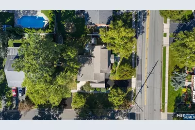 813 Ridgewood Avenue, Oradell, NJ 07649 - Photo 43