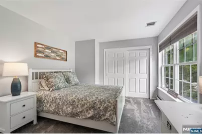489 Adler Way, Paramus, NJ 07652 - Photo 19