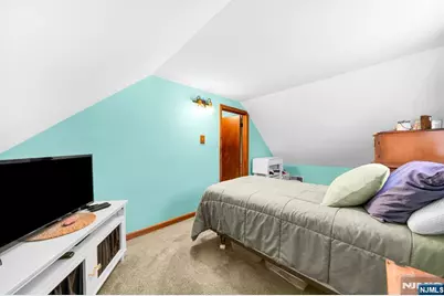 442 Central Park Drive, New Milford, NJ 07646 - Photo 23