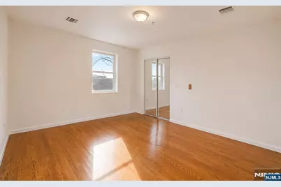 135 38th 404 #404, Union City, NJ 07087 - Photo 7