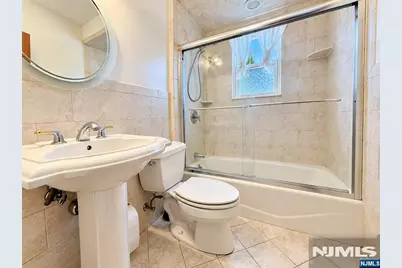 305 Luddington Avenue, Clifton, NJ 07011 - Photo 5