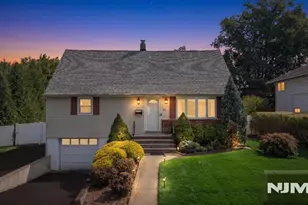 31 Vivian Ave, Emerson, NJ 07630 - Photo 45