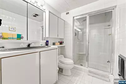 1 Claridge Drive 917 #917, Verona, NJ 07044 - Photo 27