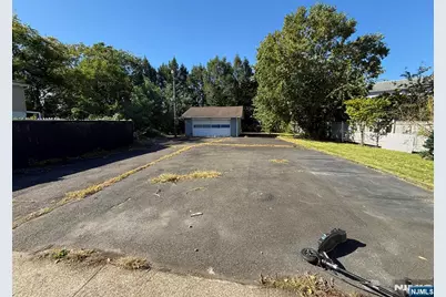 367 Clinton Street, Haledon, NJ 07508 - Photo 5