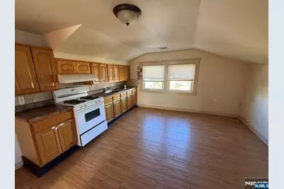 367 Clinton Street, Haledon, NJ 07508 - Photo 7