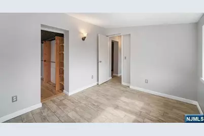 15 Allegheny Avenue, West Milford, NJ 07480 - Photo 17
