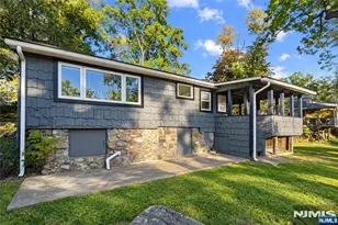 15 Allegheny Ave, West Milford, NJ 07480 - Photo 29
