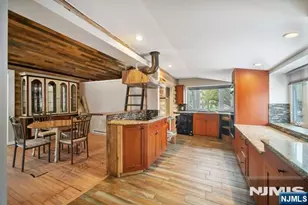 15 Allegheny Ave, West Milford, NJ 07480 - Photo 5