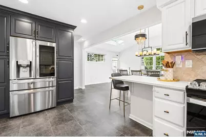 79 Bergen Avenue, Waldwick, NJ 07463 - Photo 15