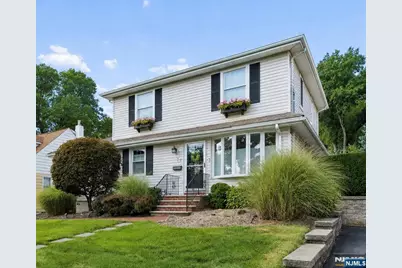 79 Bergen Avenue, Waldwick, NJ 07463 - Photo 3