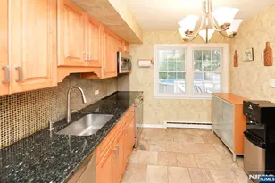 10 Sieber Ct, Bergenfield, NJ 07621 - Photo 7