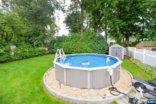 10 Sieber Ct, Bergenfield, NJ 07621 - Photo 31
