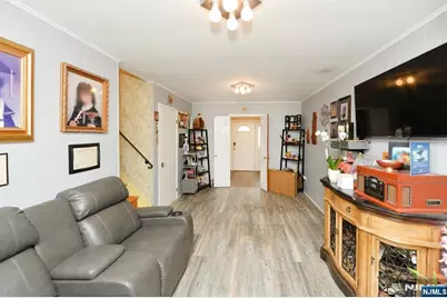 10 Sieber Court, Bergenfield, NJ 07621 - Photo 23