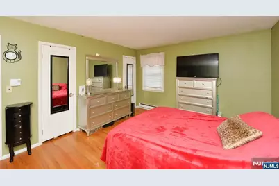 10 Sieber Court, Bergenfield, NJ 07621 - Photo 21