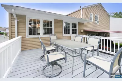 10 Sieber Court, Bergenfield, NJ 07621 - Photo 27