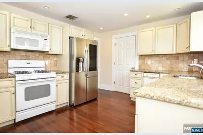36 Hines, Mahwah, NJ 07430 - Photo 13