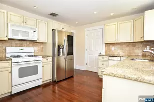 36 Hines, Mahwah, NJ 07430 - Photo 13