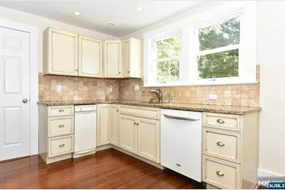 36 Hines, Mahwah, NJ 07430 - Photo 11