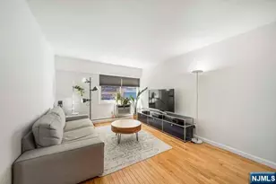 333 Grand Ave 1N, Palisades Park, NJ 07650 - Photo 3